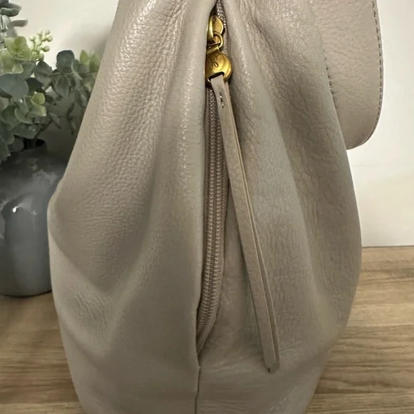 Hobo Harley Hobo Bag - Picture 12 of 16